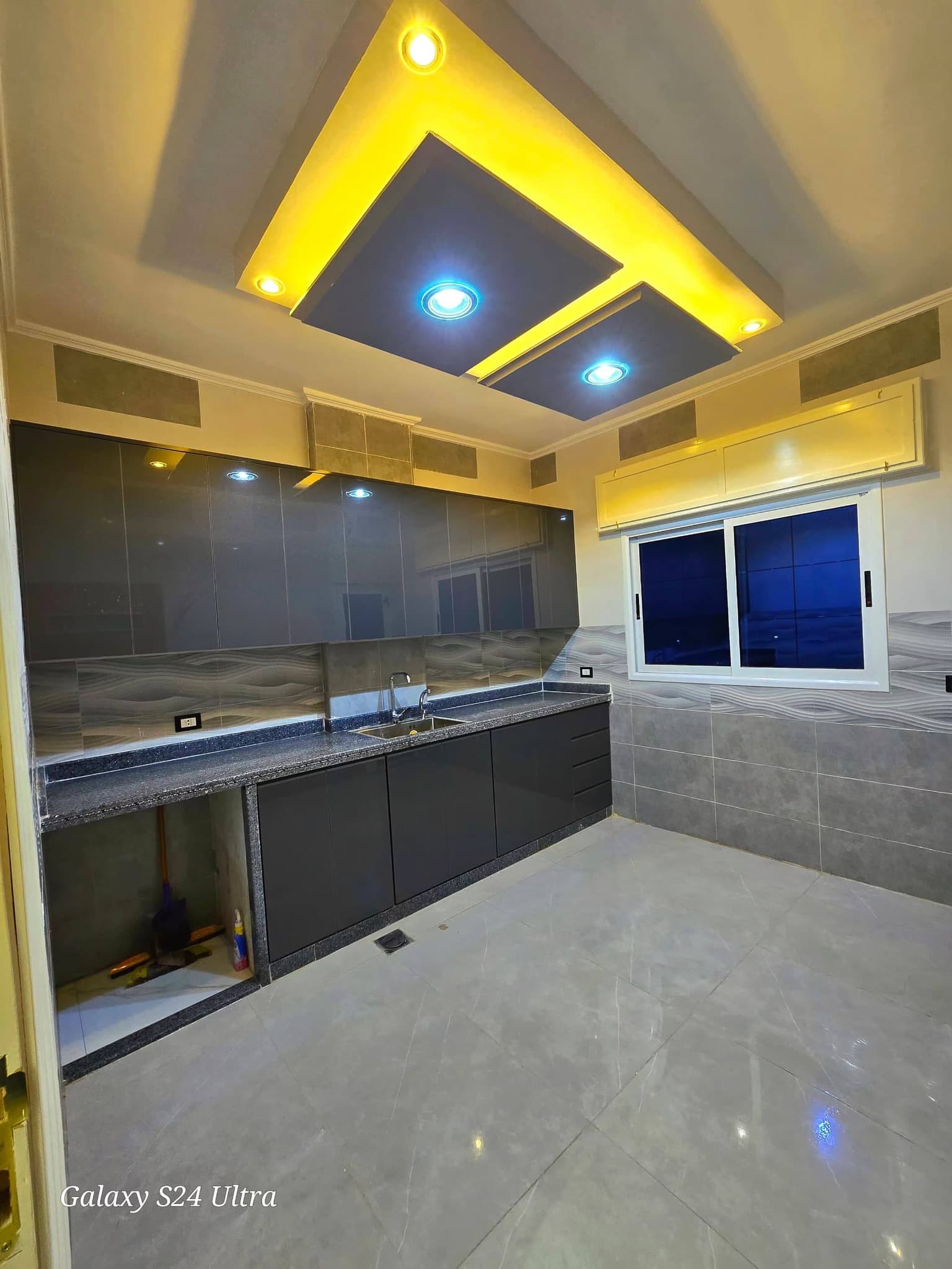 شقة 3 غرف 1 صالات 120م² طابق 2 للبيع