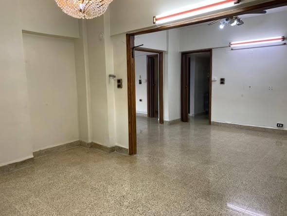 شقة 3 غرف 2 صالات 200م² طابق 4 للإيجار