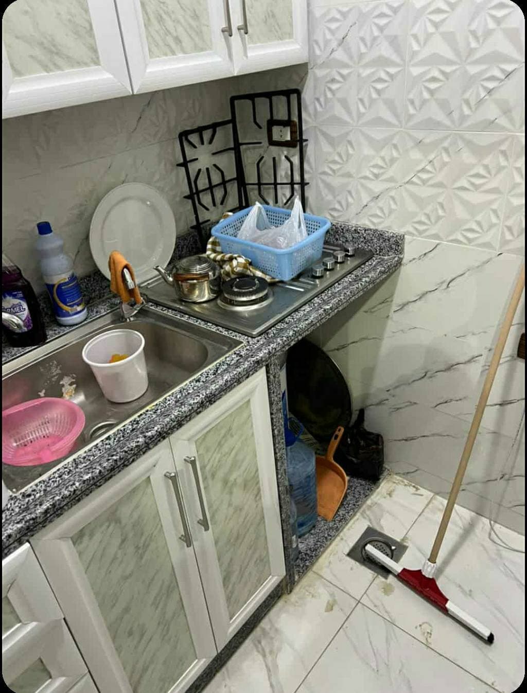 شقة 2 غرف 1 صالات 70م² طابق 2 للبيع