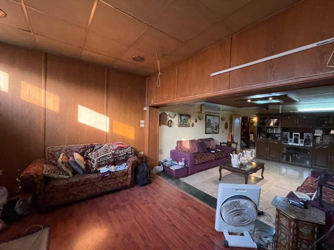 شقة 7 غرف 2 صالات 180م² طابق 4 للبيع