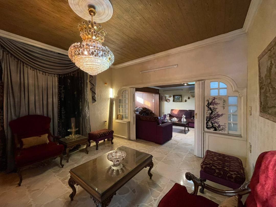 شقة 7 غرف 2 صالات 180م² طابق 4 للبيع