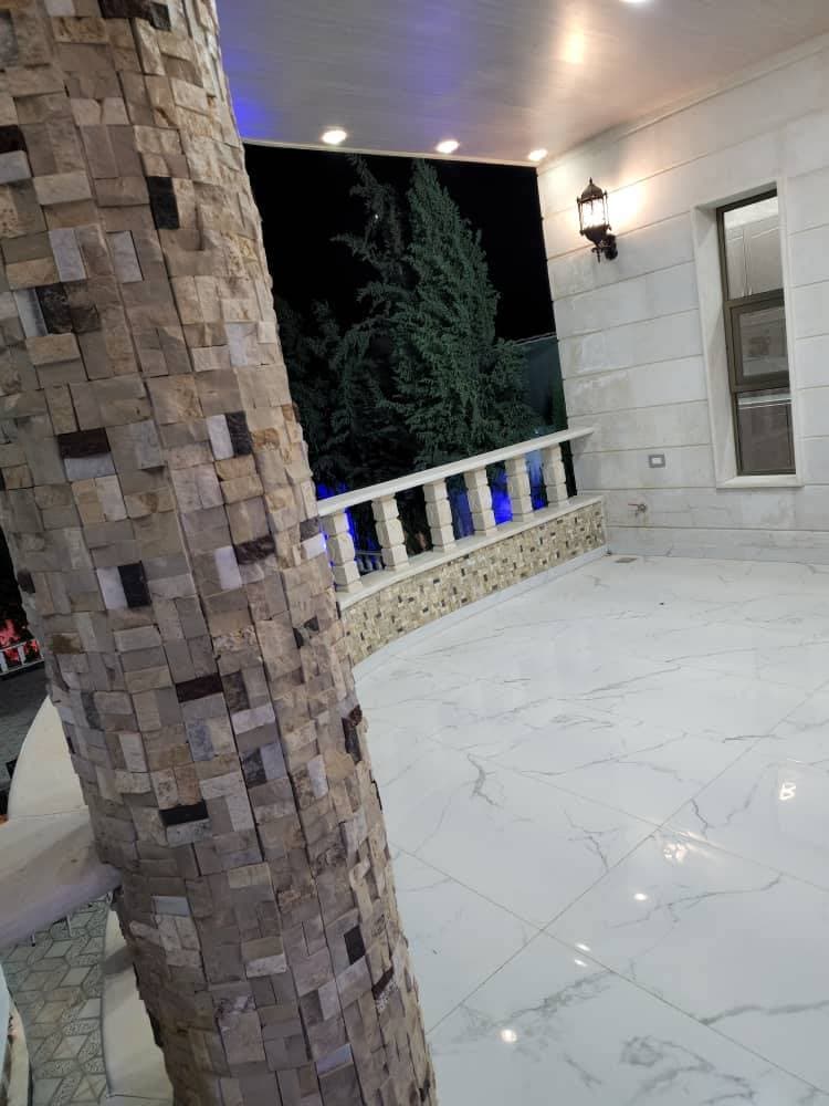 مزرعة 4 غرف 1 صالات 295م² طابق 1 للبيع