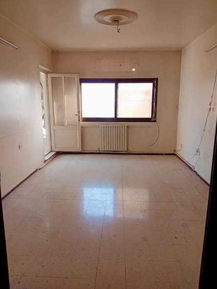 شقة 2 غرف 1 صالات طابق 2 للبيع