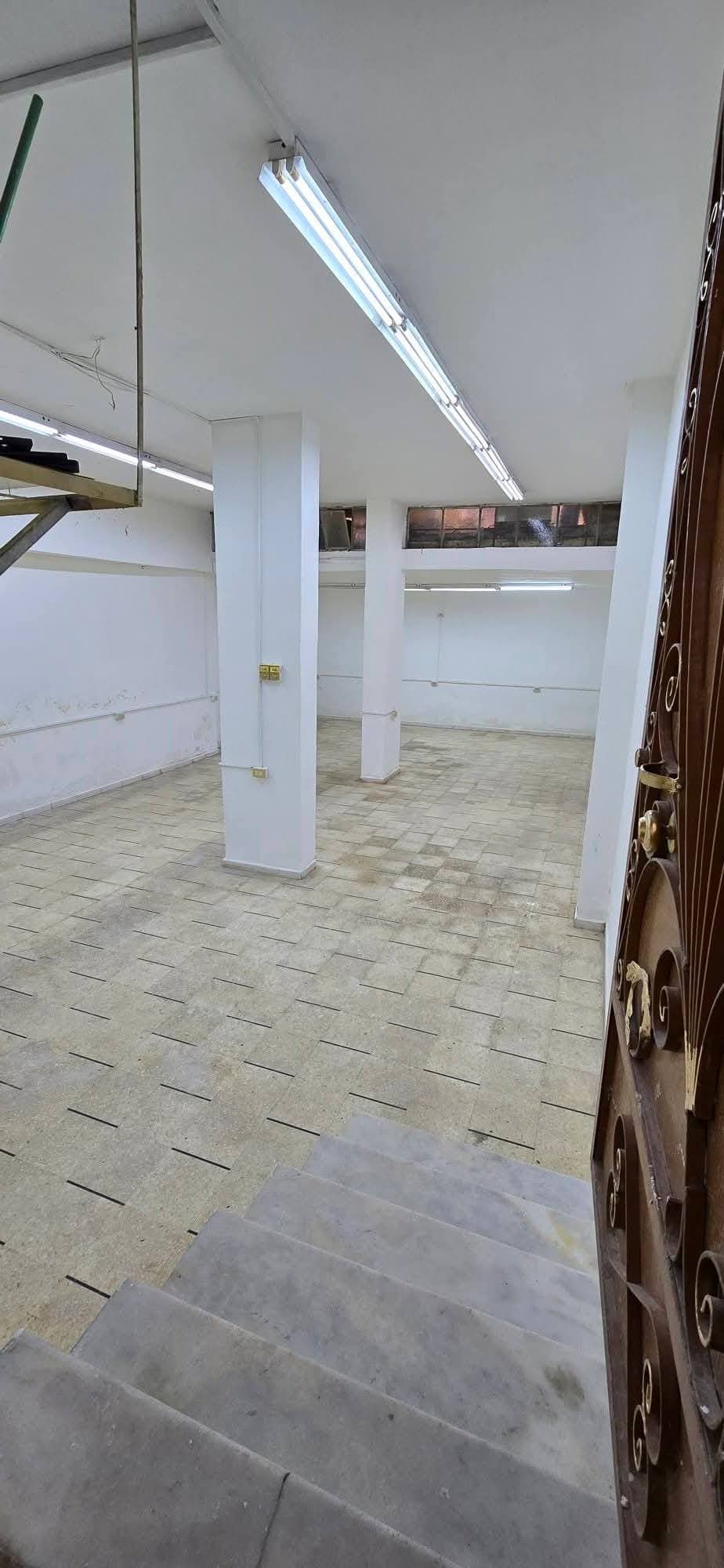 محل 3 غرف 1 صالات 150م² طابق 2 للبيع