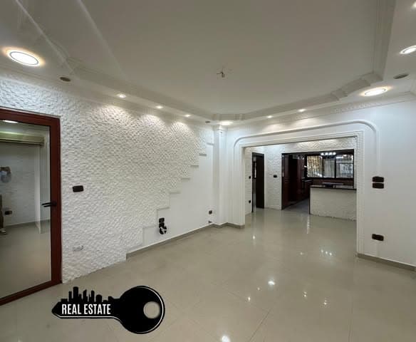 شقة 2 غرف 1 صالات 100م² طابق 1 للبيع