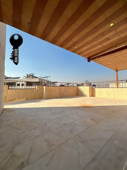 شقة 2 غرف 1 صالات 170م² طابق 3 للبيع