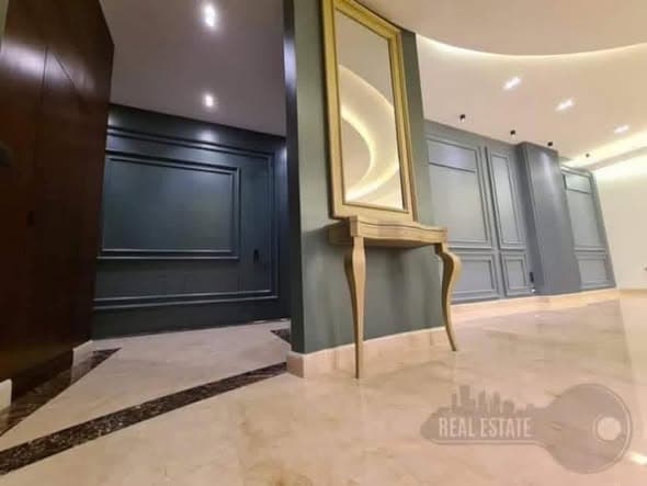 شقة 4 غرف 1 صالات 235م² طابق 4 للبيع