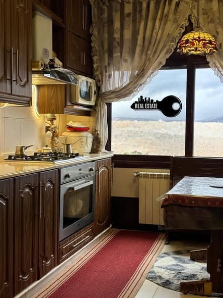 شقة 3 غرف 1 صالات 145م² طابق 4 مع فرش للبيع