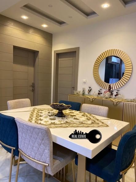 شقة 4 غرف 1 صالات 270م² أرضي مع فرش للبيع