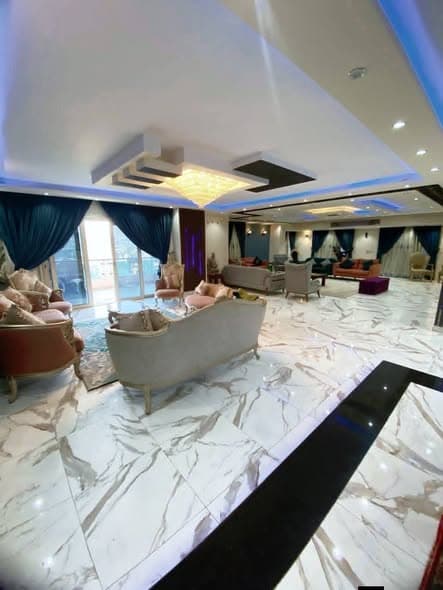 شقة 5 غرف 3 صالات 240م² طابق 3 للبيع