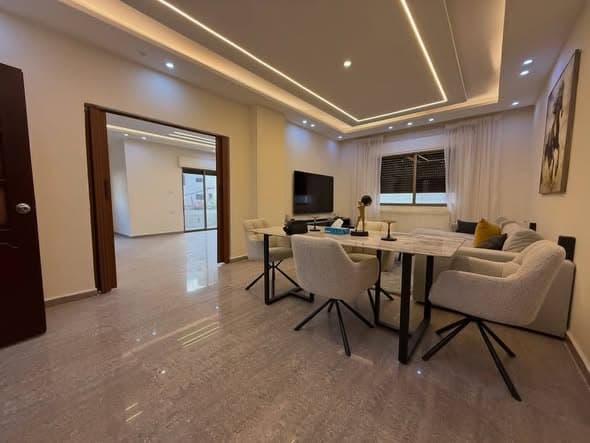 شقة 6 غرف 1 صالات 280م² للبيع