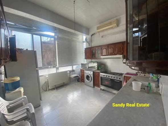 شقة 4 غرف 1 صالات 220م² طابق 3 للبيع