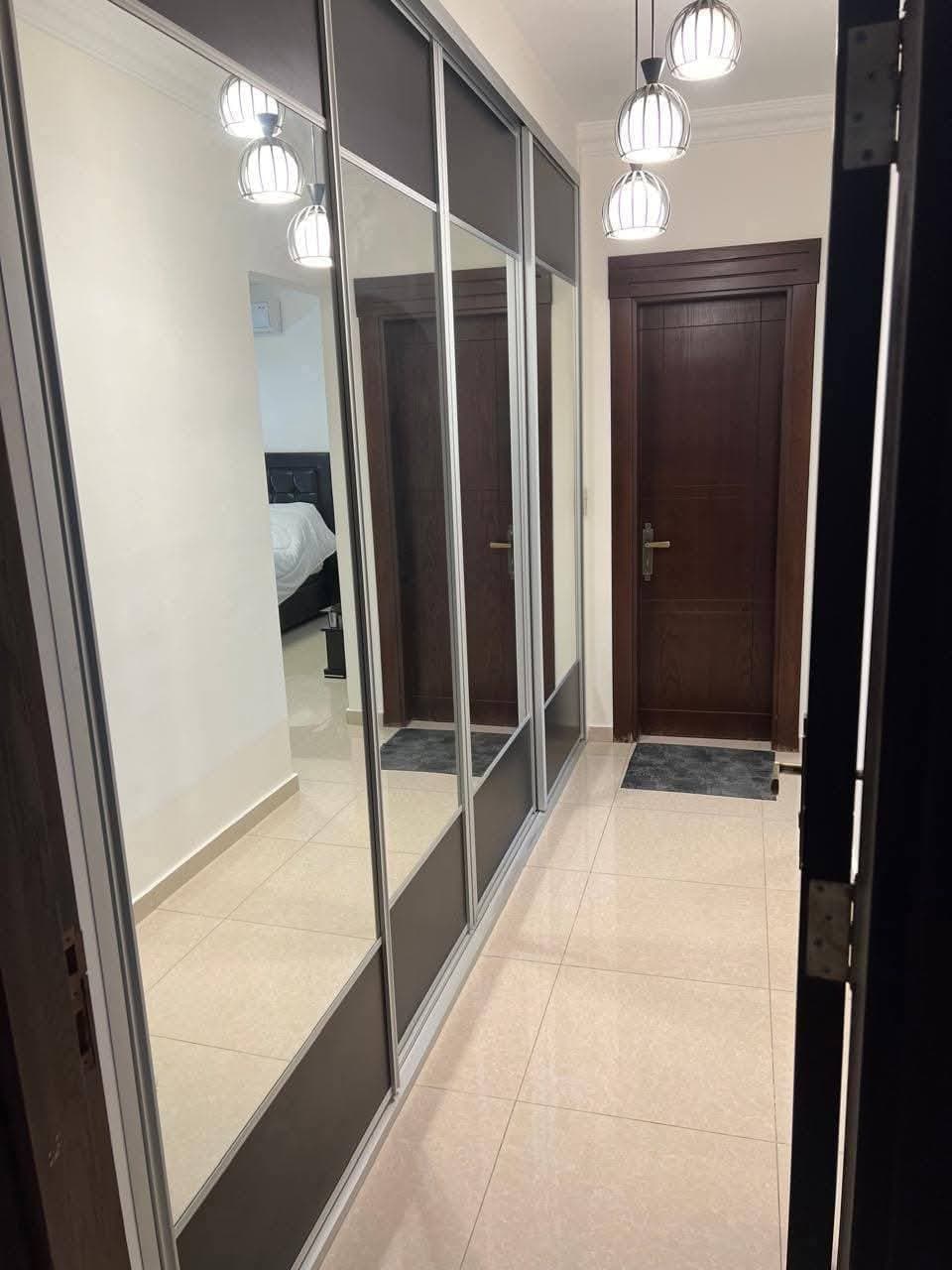 شقة 4 غرف 1 صالات 140م² طابق 9 للبيع