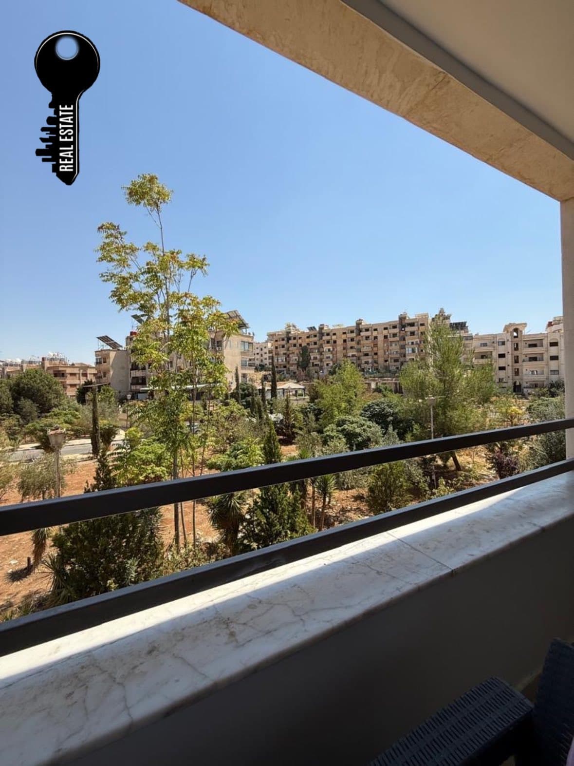 شقة 2 غرف 1 صالات 100م² طابق 2 للبيع