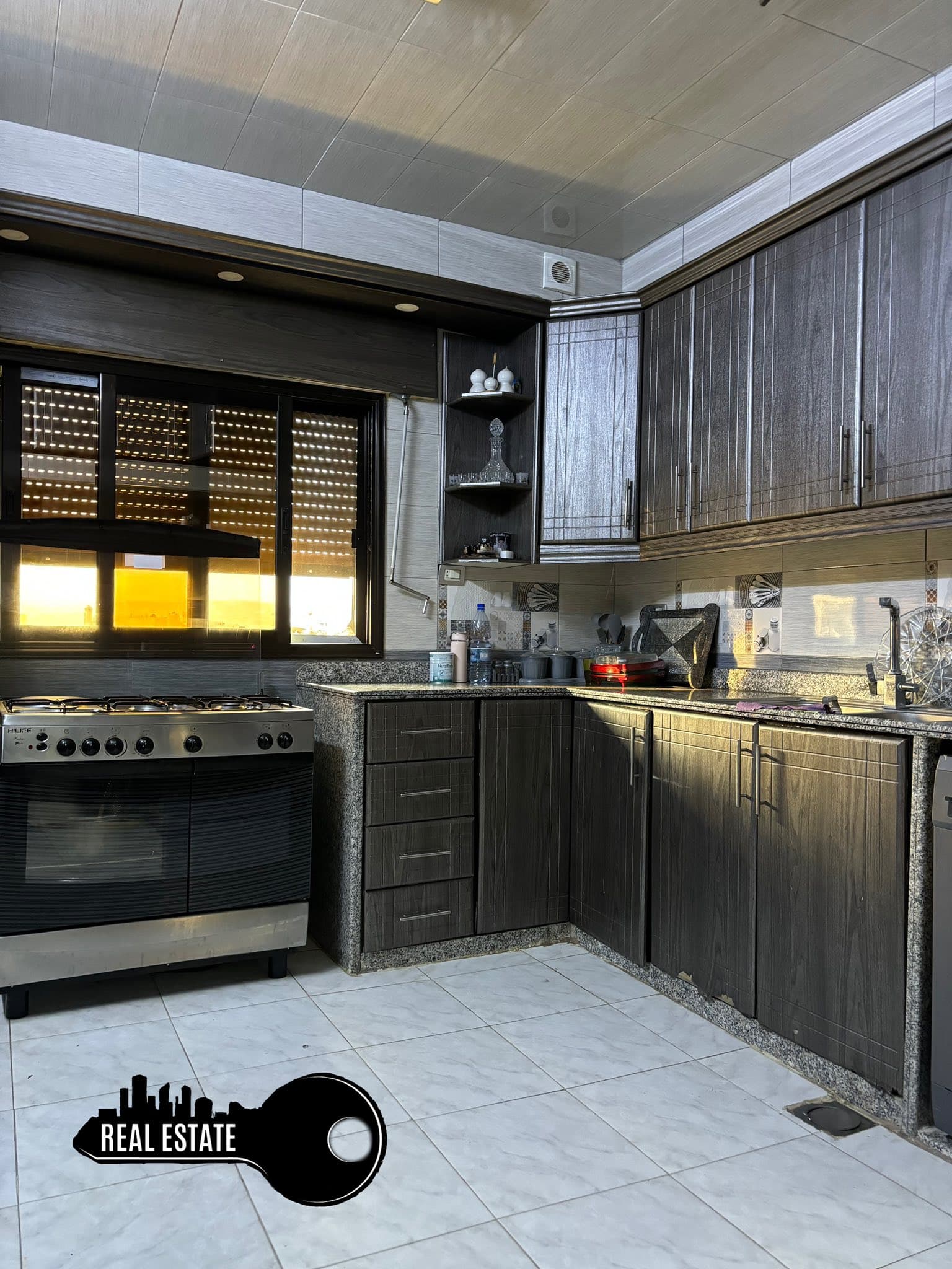 شقة 2 غرف 1 صالات 100م² طابق 2 للبيع