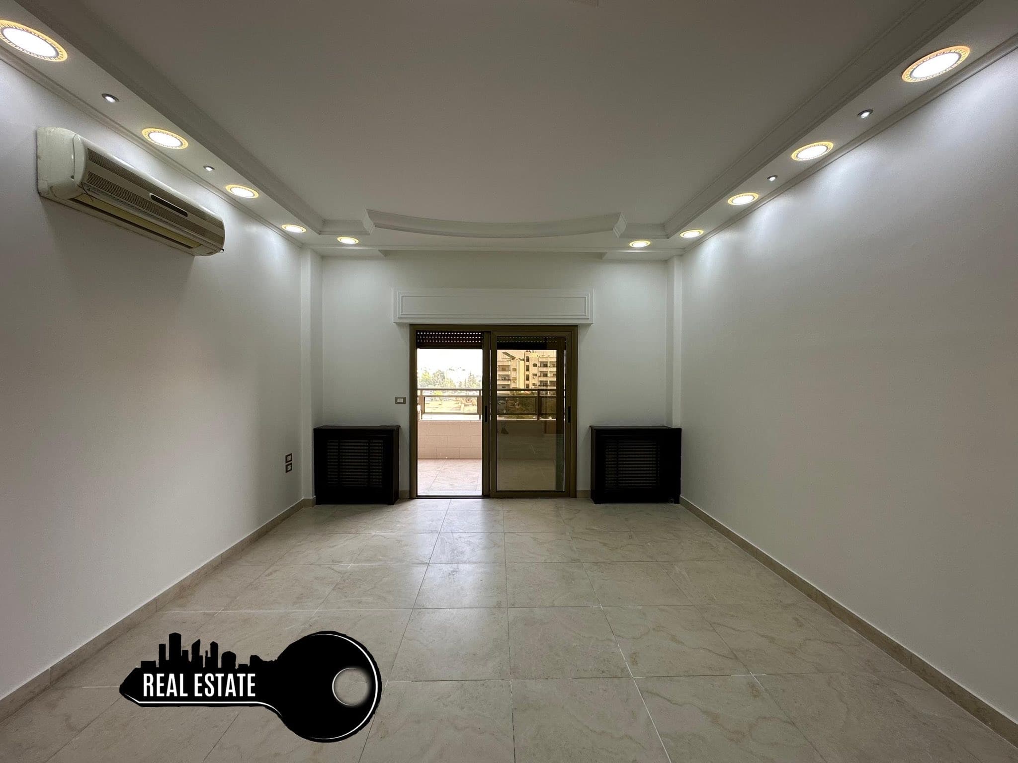 شقة 2 غرف 1 صالات 135م² طابق 4 للبيع