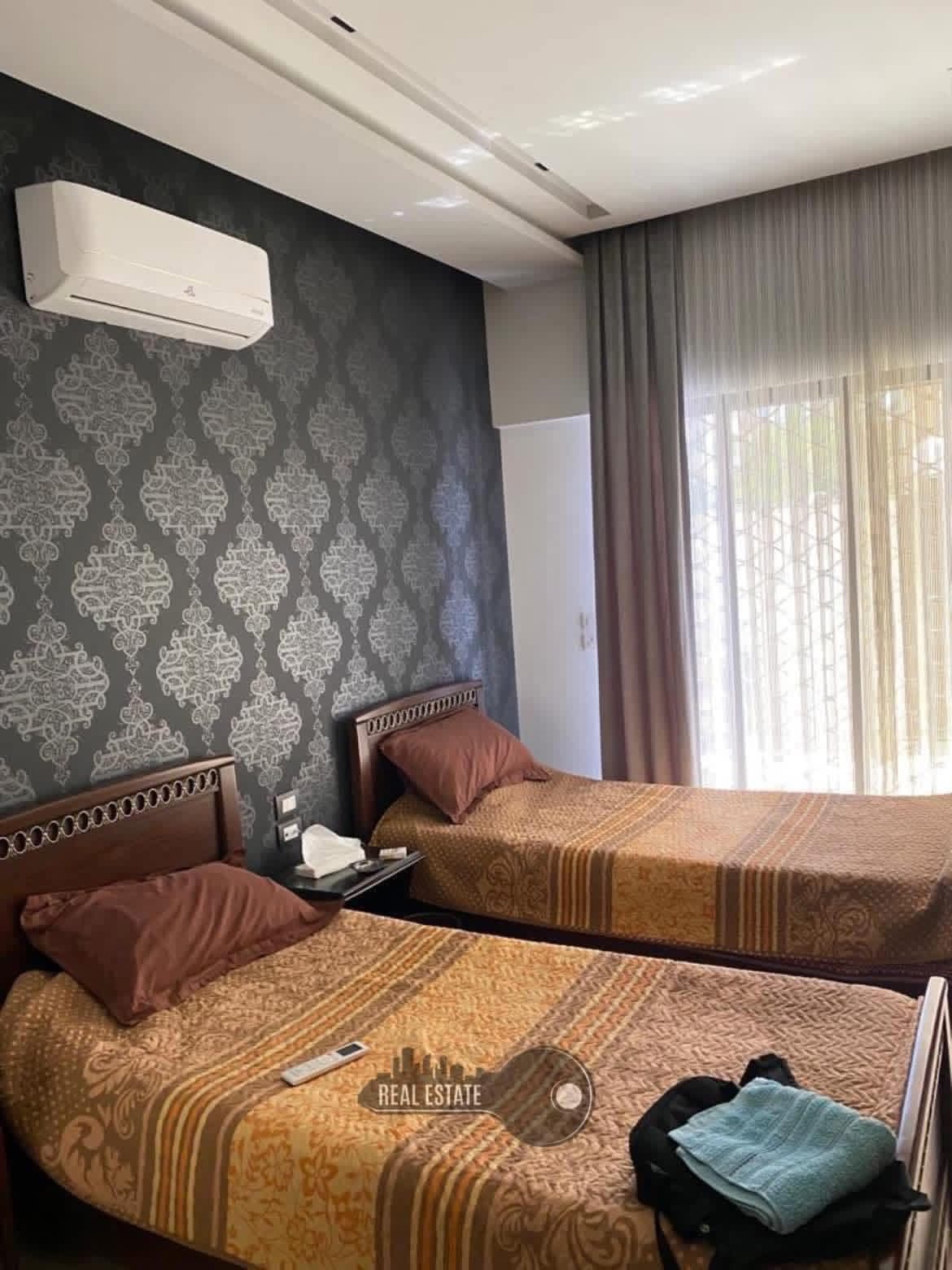 شقة 4 غرف 1 صالات 235م² طابق 4 للبيع