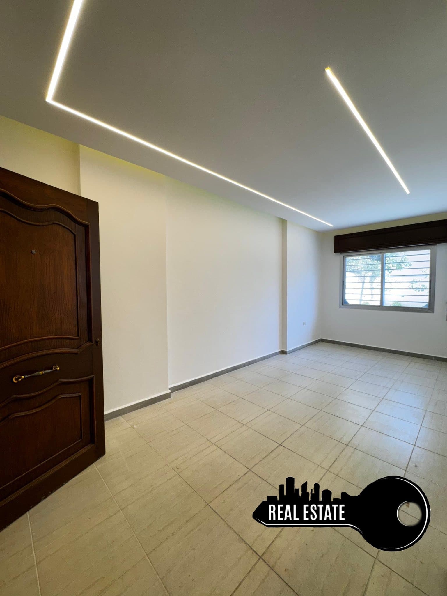 شقة 3 غرف 1 صالات 120م² طابق 4 للبيع