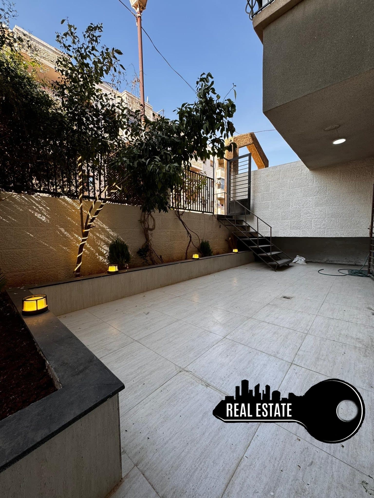 شقة 3 غرف 1 صالات 120م² طابق 4 للبيع