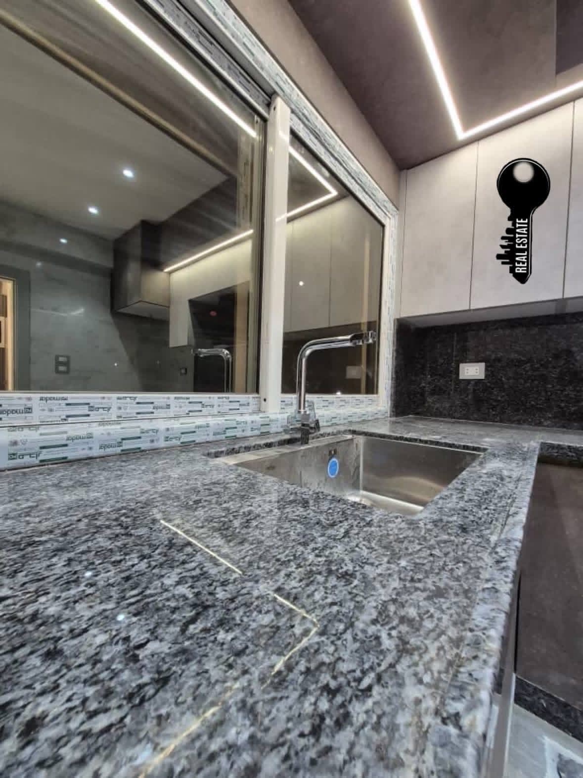 شقة 3 غرف 1 صالات 120م² طابق 2 للبيع