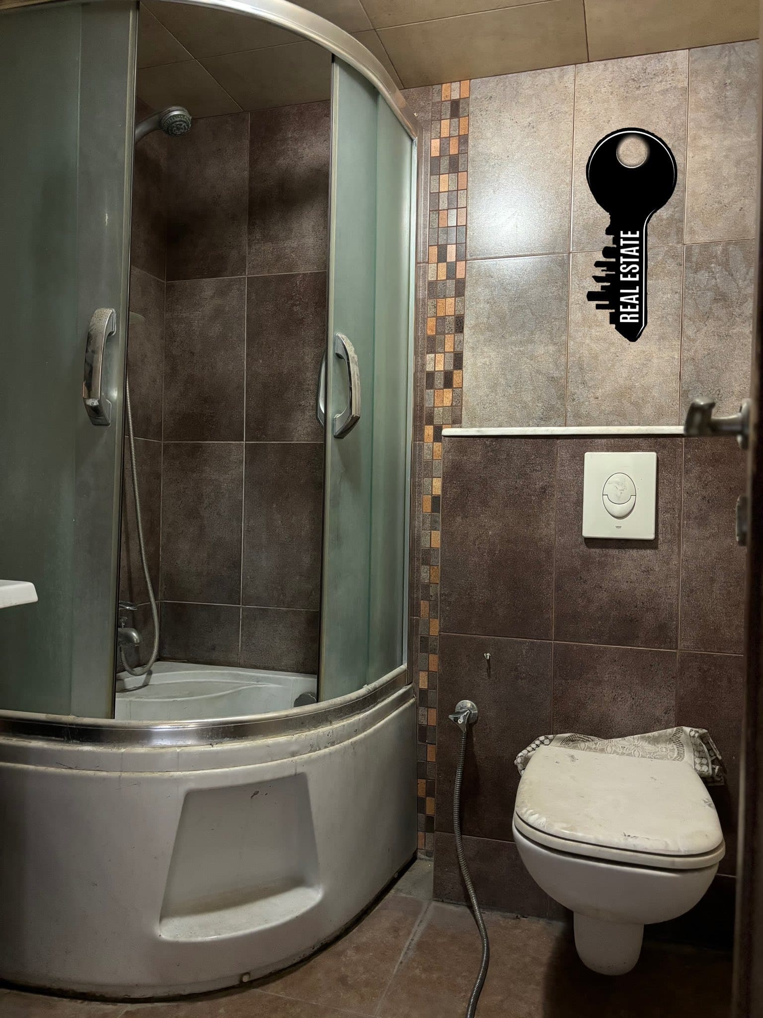 شقة 3 غرف 1 صالات 100م² طابق 2 للبيع