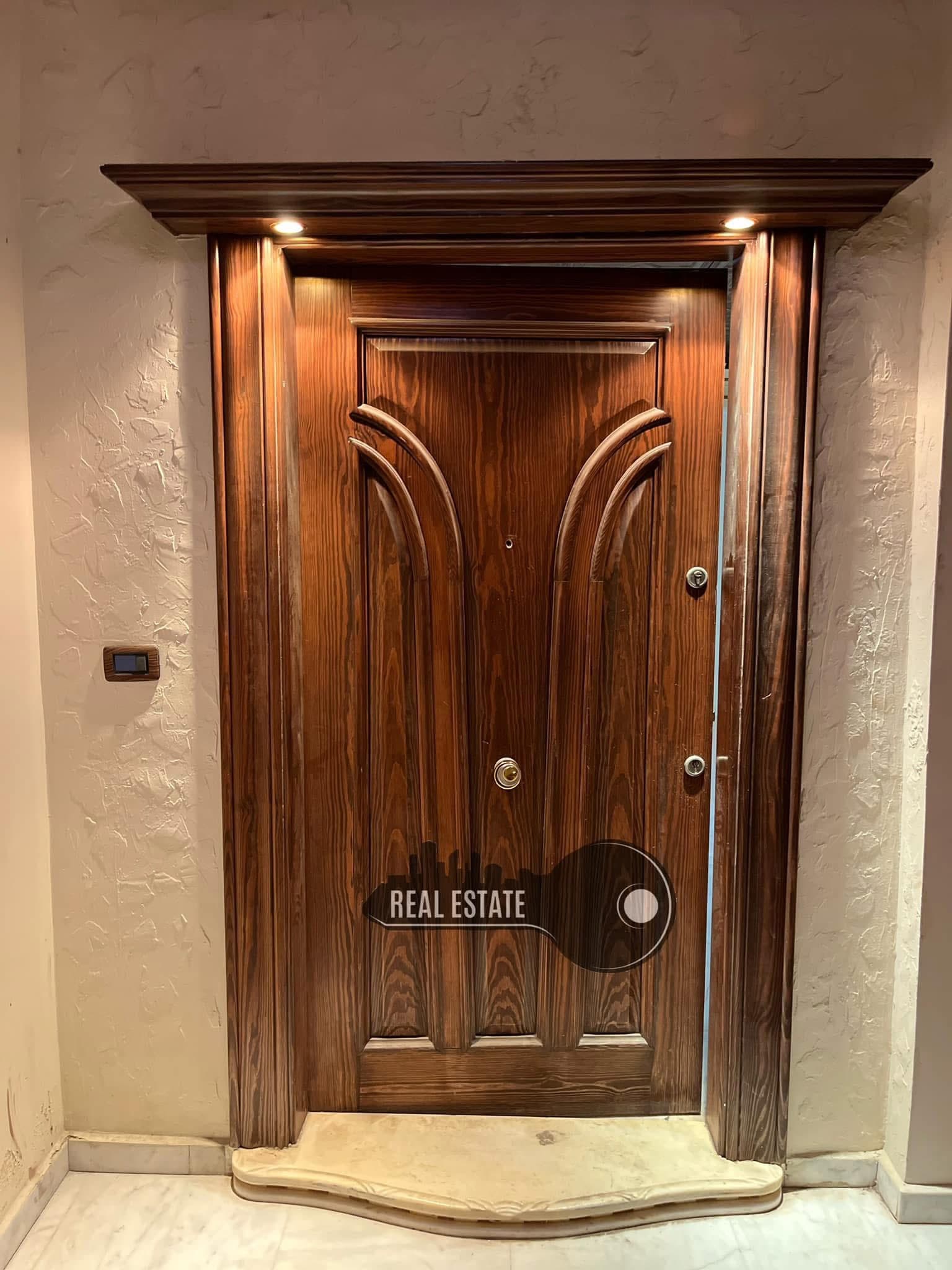 شقة 2 غرف 1 صالات 170م² طابق 3 للبيع