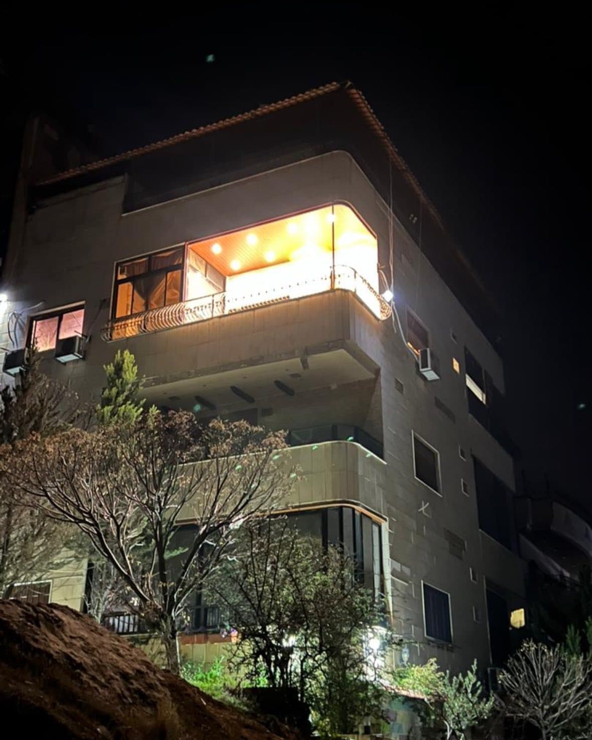 شقة 3 غرف 1 صالات 130م² طابق 1 للبيع