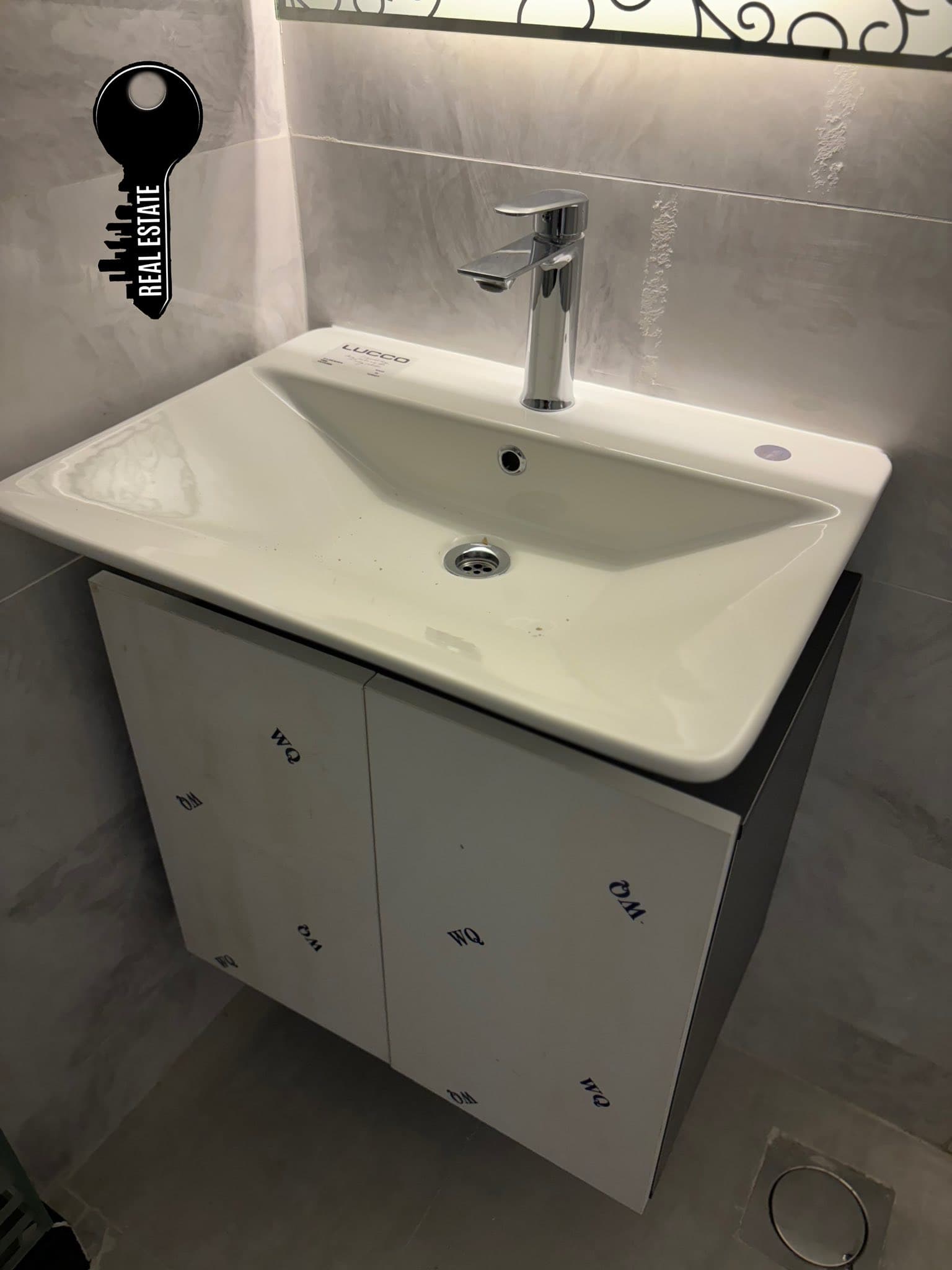 شقة 2 غرف 1 صالات 90م² أرضي للبيع