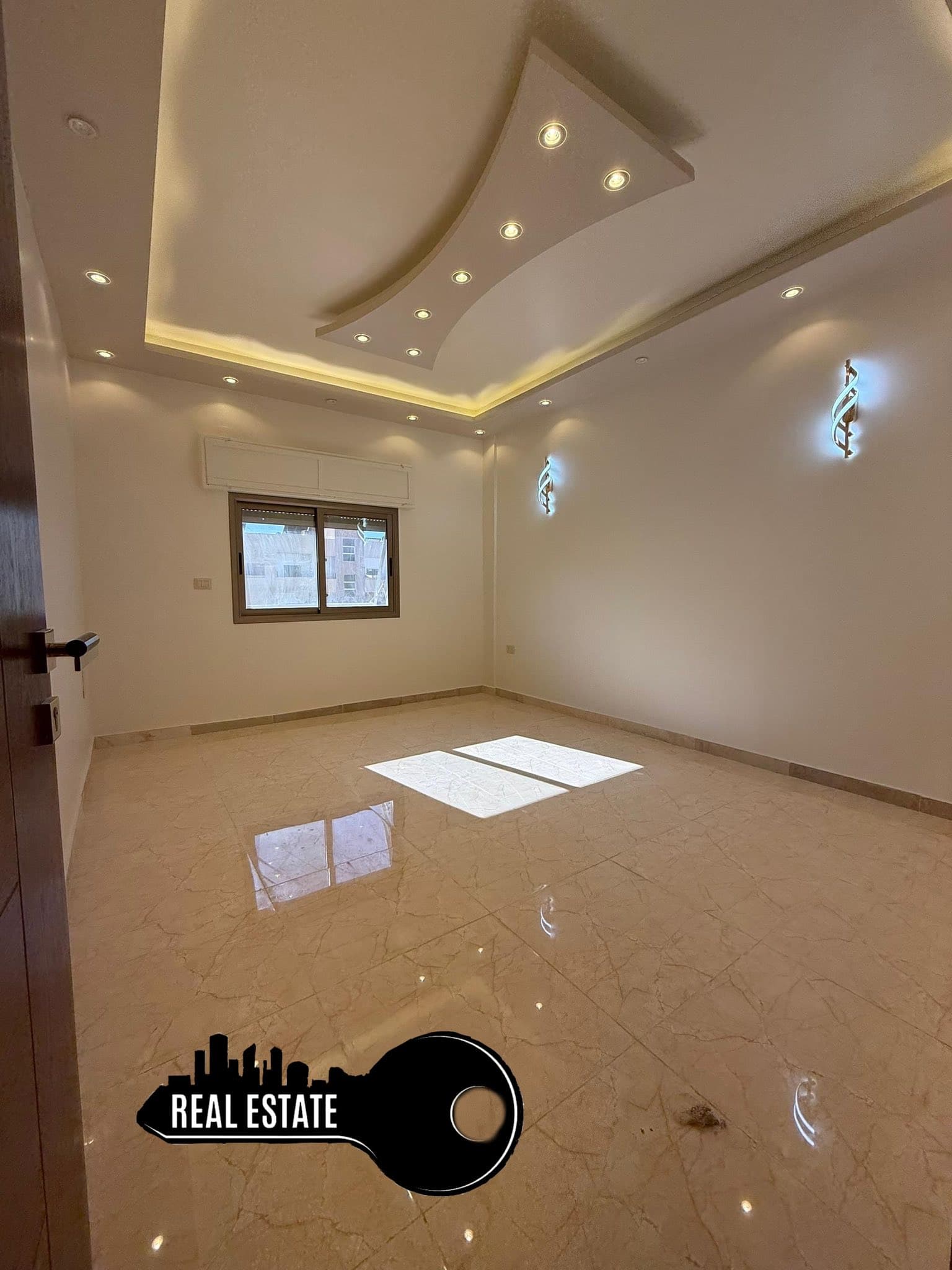 شقة 2 غرف 1 صالات 90م² طابق 3 للبيع