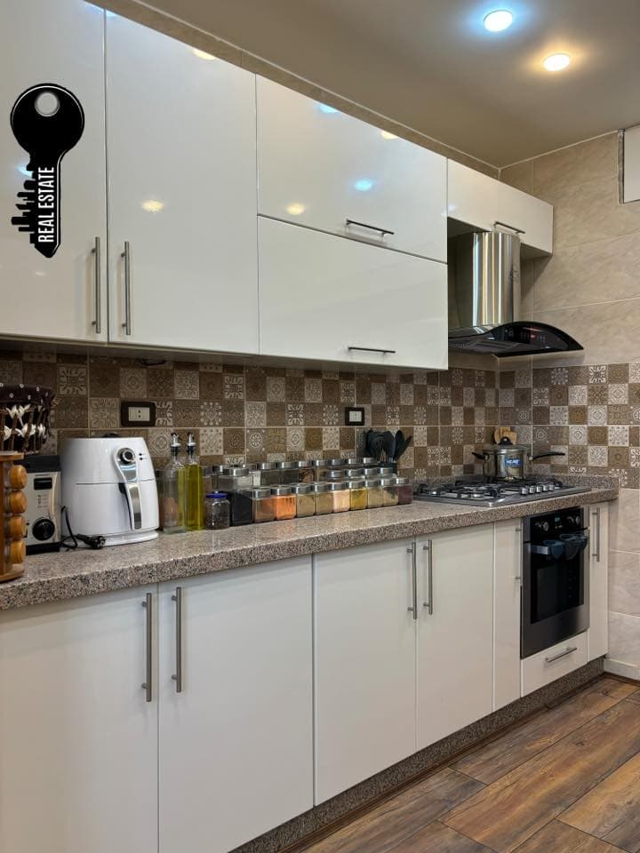 شقة 3 غرف 1 صالات 100م² أرضي للبيع