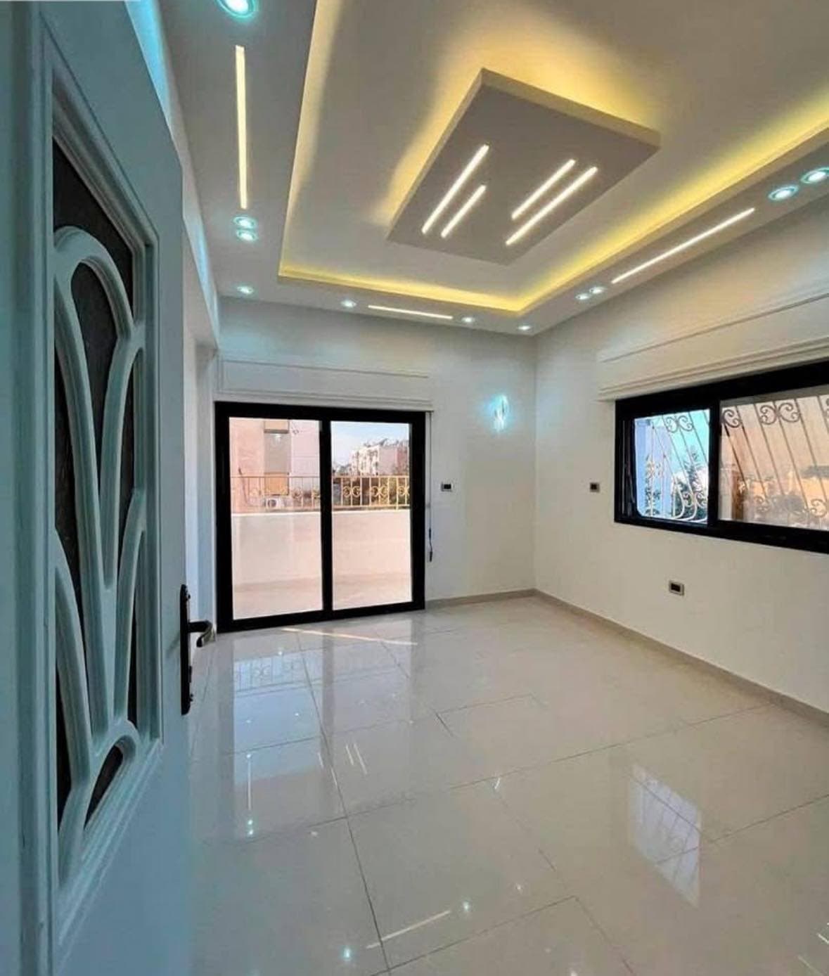 شقة 2 غرف 1 صالات 105م² طابق 3 للبيع