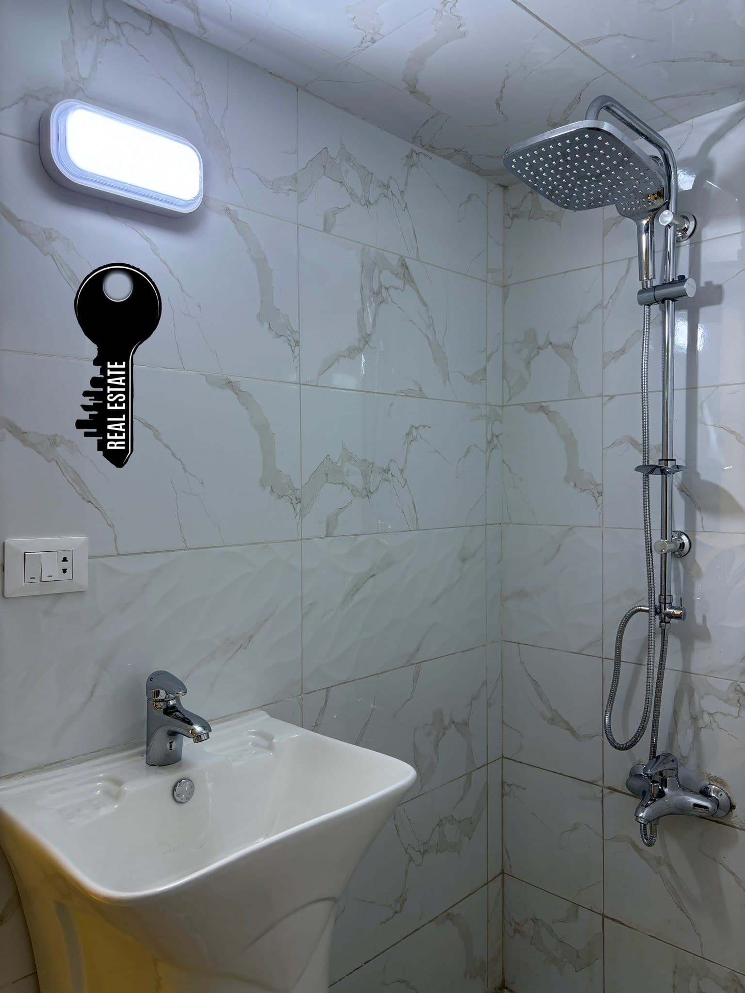 شقة 2 غرف 1 صالات 90م² طابق 2 للبيع