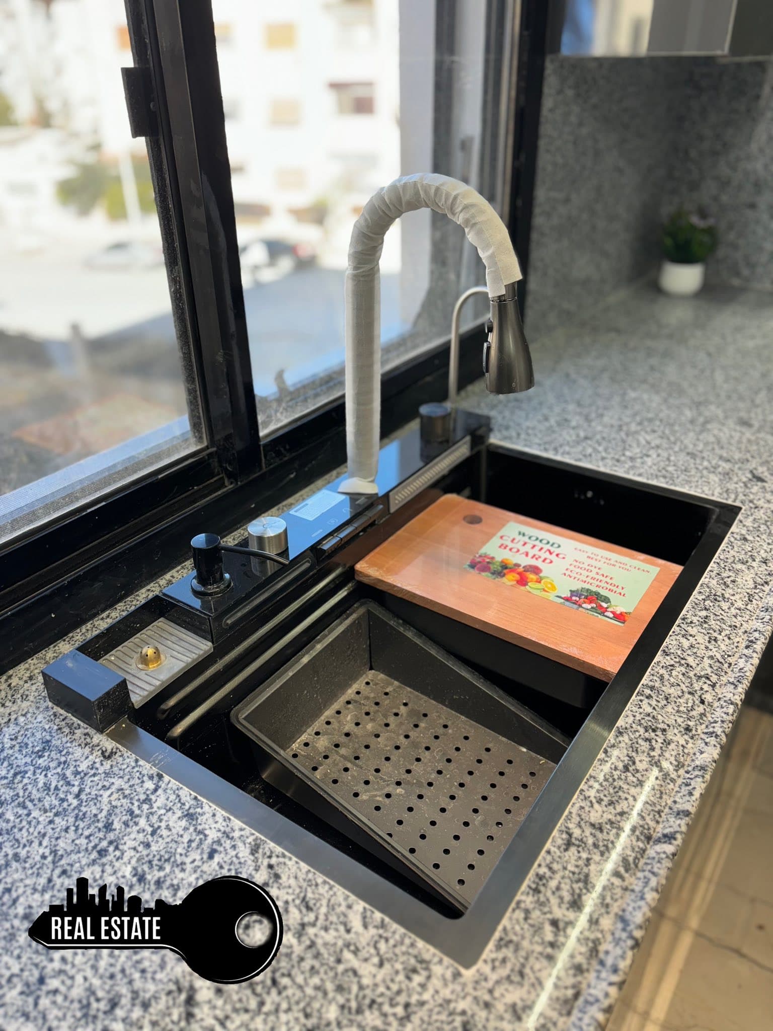 شقة 2 غرف 1 صالات 90م² طابق 1 للبيع