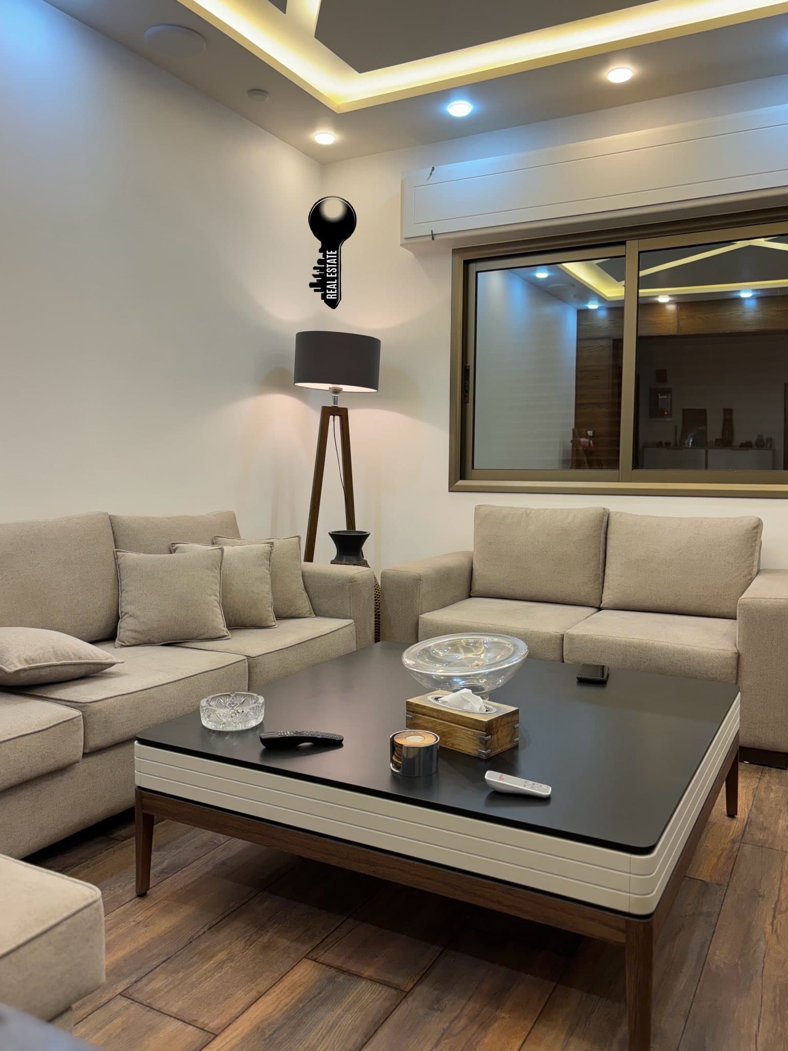 شقة 2 غرف 1 صالات 100م² أرضي للبيع