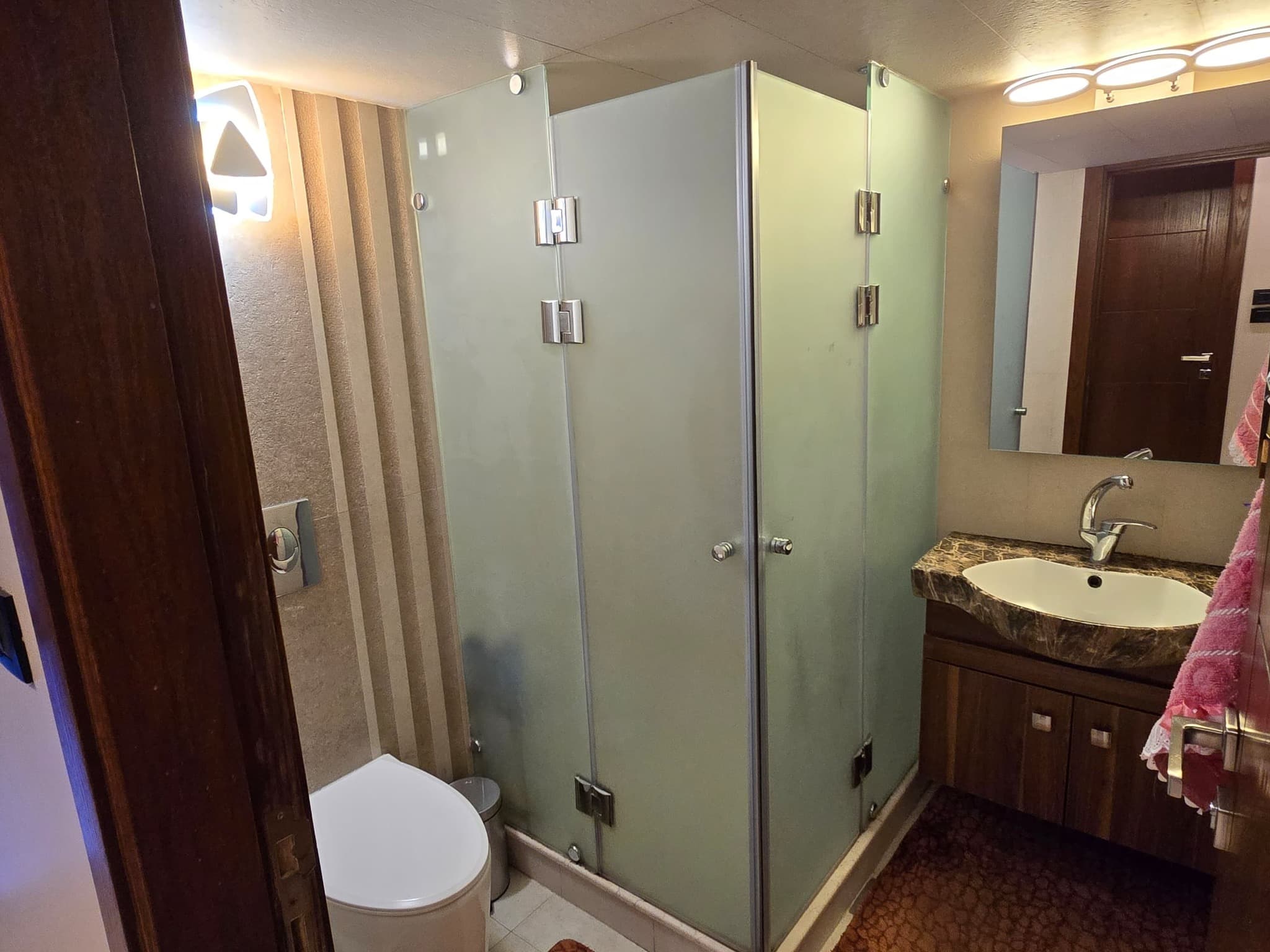 شقة 2 غرف 1 صالات 100م² للبيع