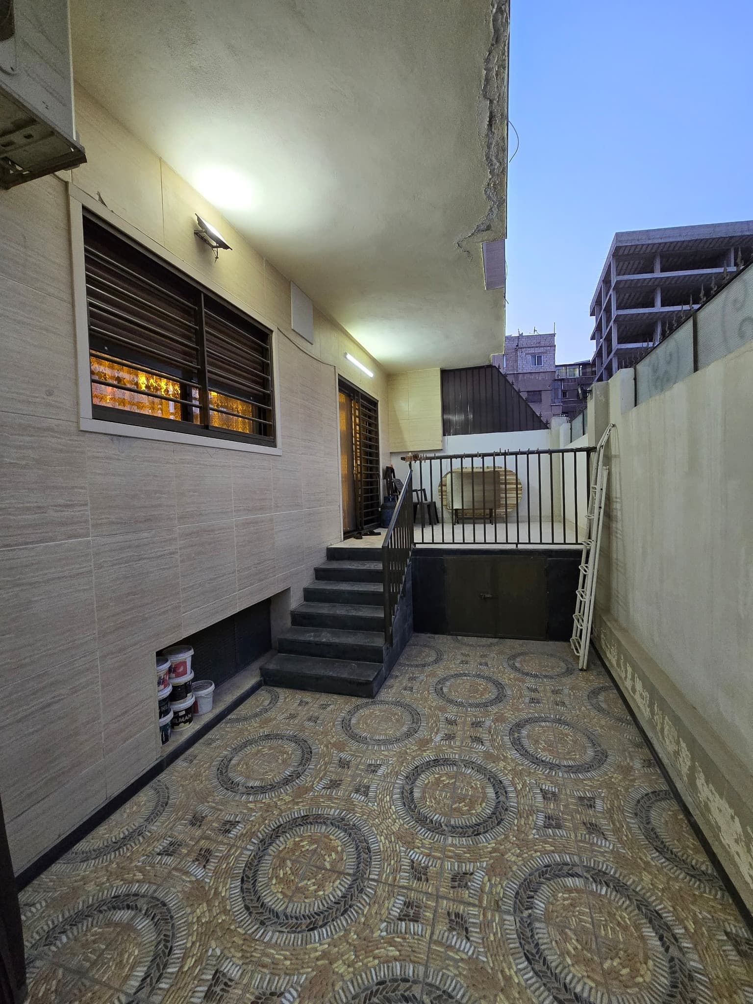 شقة 2 غرف 1 صالات 100م² للبيع