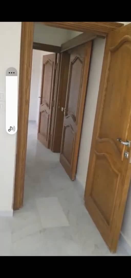 شقة 3 غرف 1 صالات 100م² طابق 9 للبيع