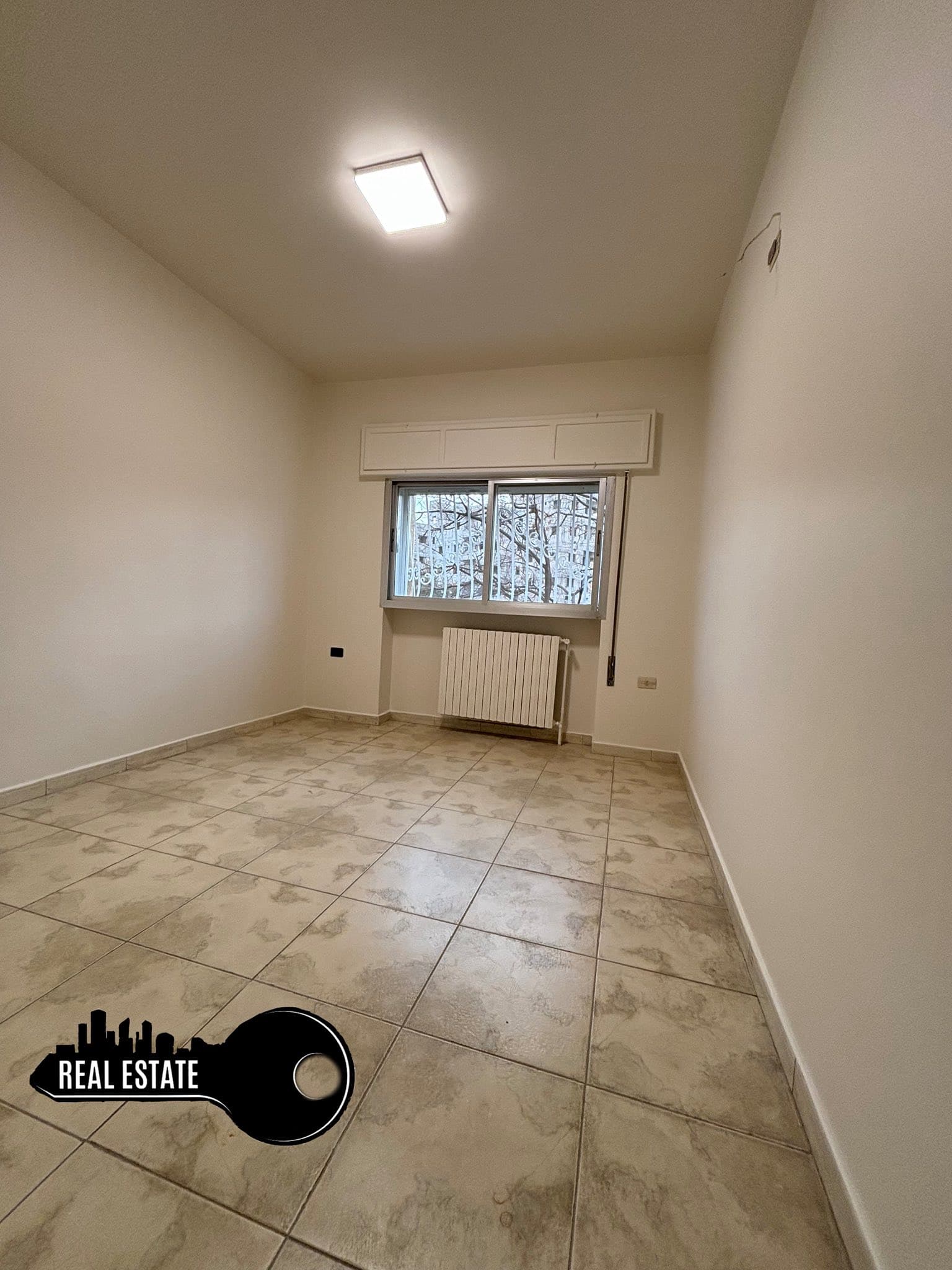 شقة 3 غرف 1 صالات 130م² طابق 1 للبيع