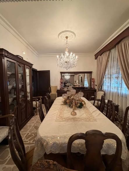 شقة 6 غرف 1 صالات 270م² طابق 3 للبيع