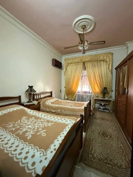 شقة 6 غرف 1 صالات 270م² طابق 3 للبيع