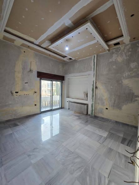 شقة 6 غرف 1 صالات 330م² طابق 3 للبيع