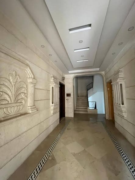 شقة 5 غرف 1 صالات 135م² أرضي للبيع