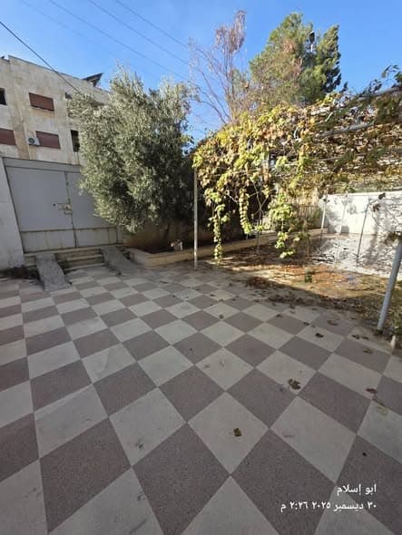 شقة 4 غرف 1 صالات 400م² للبيع