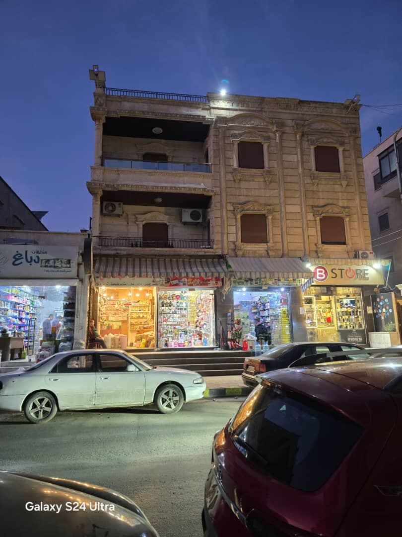 شقة 5 غرف 1 صالات 200م² طابق 2 للبيع