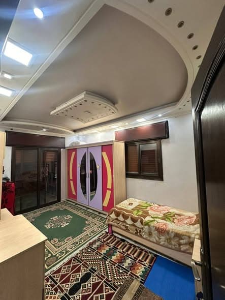 شقة 4 غرف 1 صالات طابق 3 للبيع