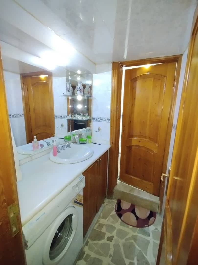 شقة 4 غرف 1 صالات طابق 1 للبيع