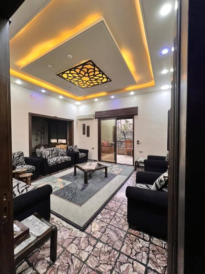 شقة 4 غرف 1 صالات 140م² للبيع