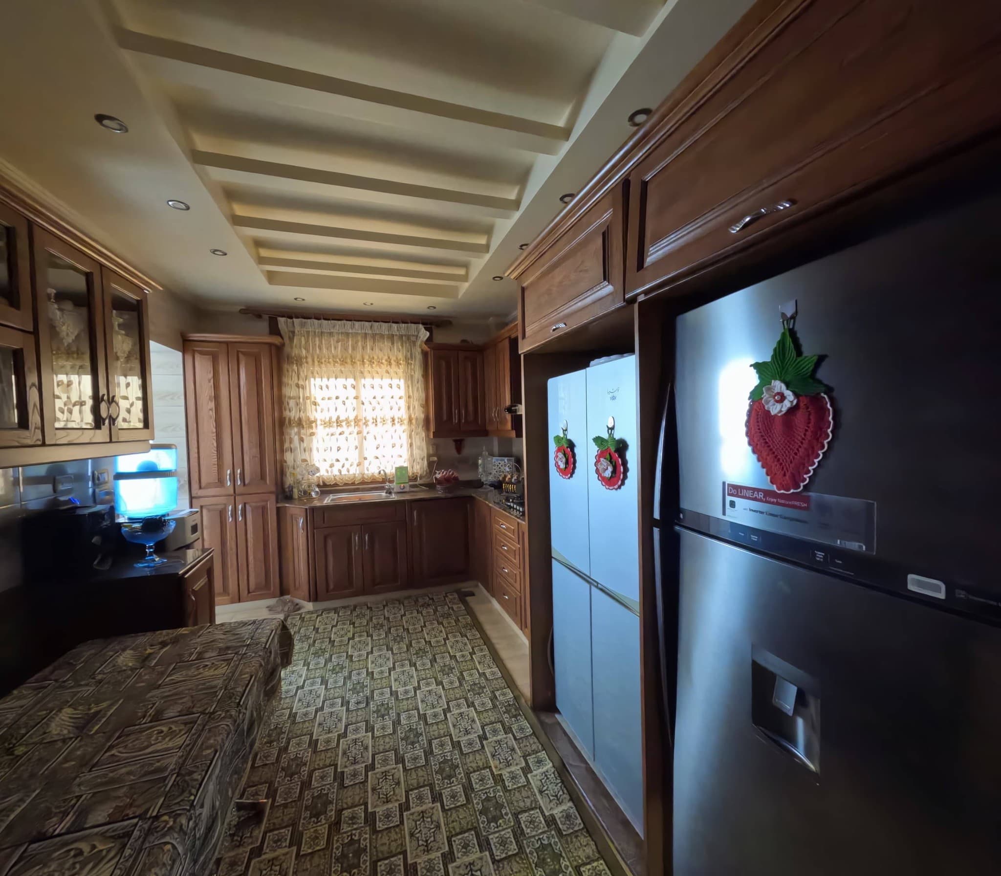 شقة 6 غرف 1 صالات 250م² طابق 1 للبيع