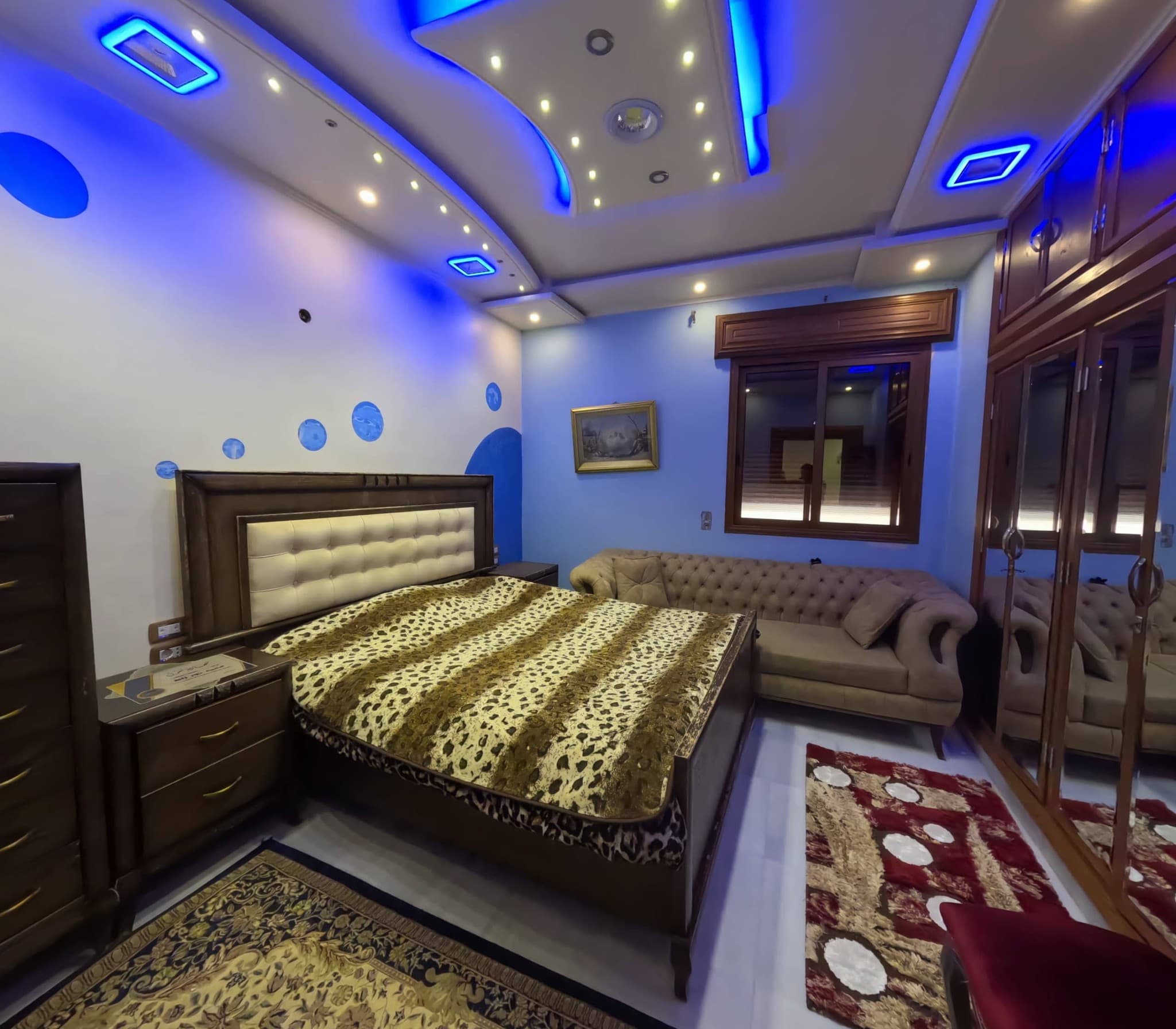 شقة 6 غرف 1 صالات 250م² طابق 1 للبيع