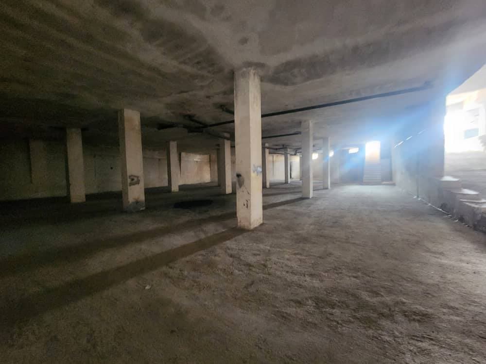 محل 850م² للبيع